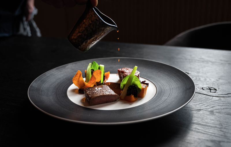 img-Kerstarrangement-Restaurant-Georges-2023